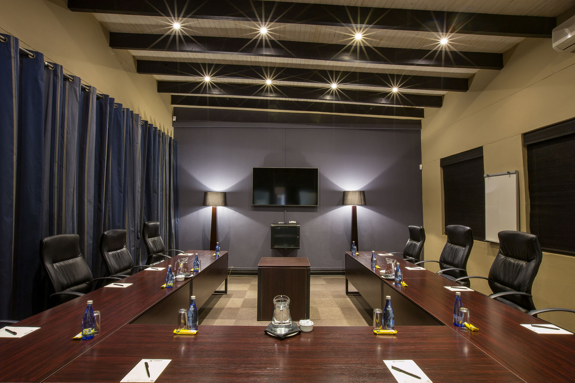 Thaba Eco Hotel Johannesburg Bagian luar foto