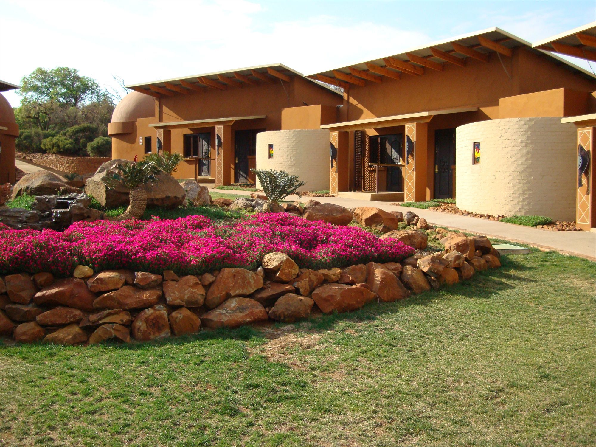 Thaba Eco Hotel Johannesburg Bagian luar foto