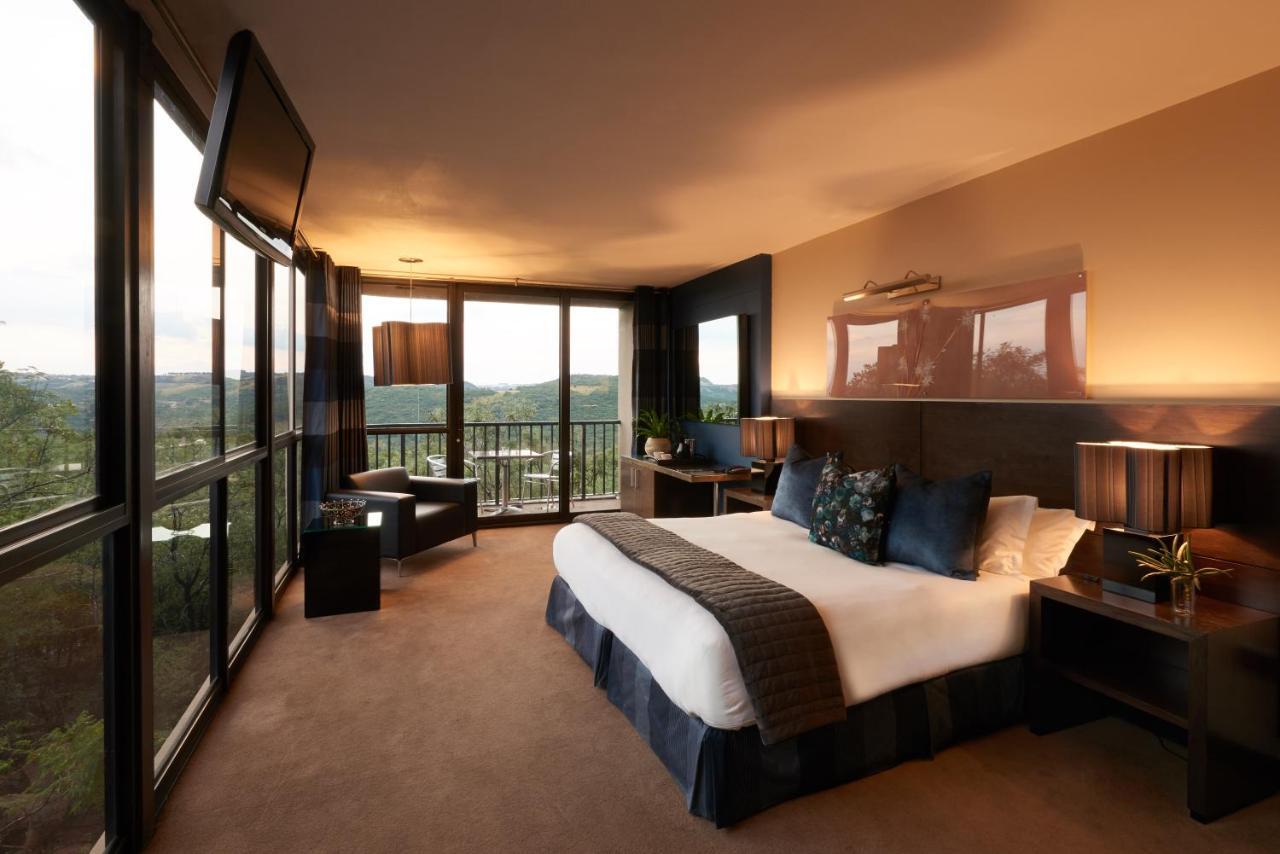 Thaba Eco Hotel Johannesburg Bagian luar foto